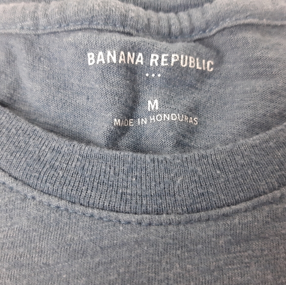 Banana republic tshirt - Picture 3 of 4